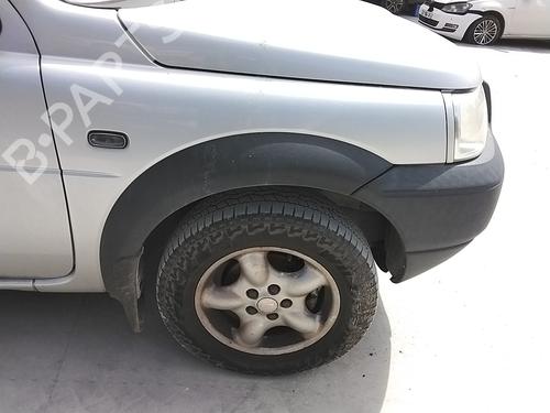Used Front right wheel arch trim Front right wheel arch trim 34257538 34257538