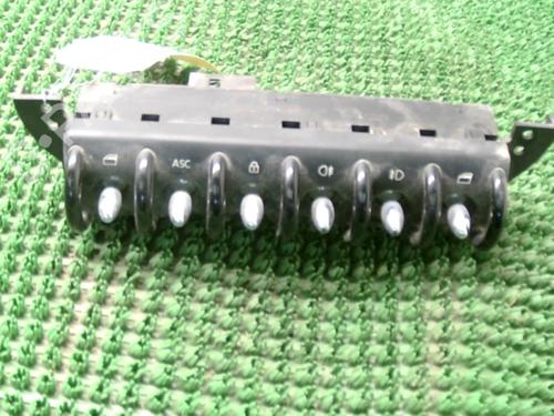 switch-mini-mini-r50-r53-cooper-2001-2002-2003-2004-2005-2006-22078451 main image