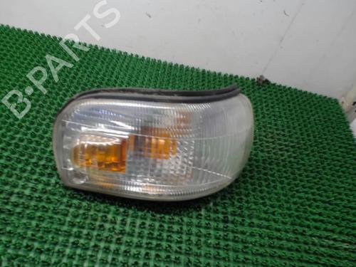 Used Right front indicator HYUNDAI H100 Van 2.5 D (78 hp) 22085420