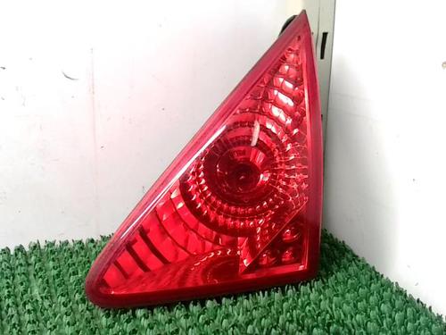 Used Right tailgate light PEUGEOT 3008 I MPV (0U_) 2.0 HDi Hybrid4 (0URHCA) (200 hp) 20874312