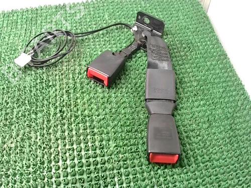 Used Seat buckle PEUGEOT 3008 I MPV (0U_) 2.0 HDi Hybrid4 (0URHCA) (200 hp) 22089469