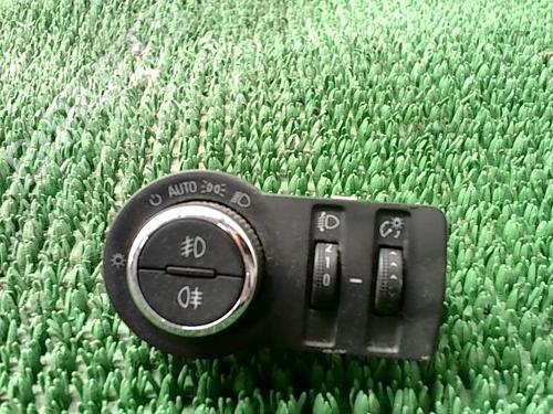 Used Headlight switch OPEL INSIGNIA A (G09) 2.0 CDTI (68) (140 hp) 29900946