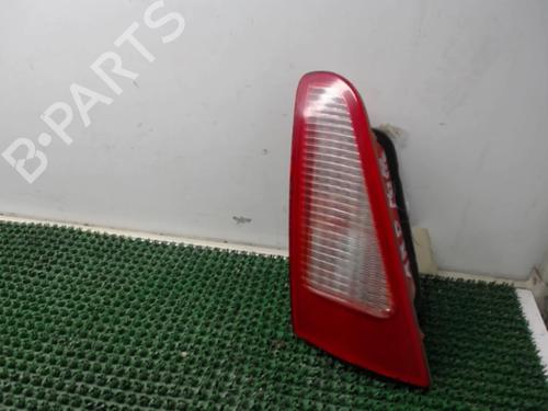 Højre baglygte bagklap ALFA ROMEO 147 (937_) 1.9 JTD (937.AXD1A, 937.BXD1A, 937.AXV1A, 937.BXB1A,... (115 hp) 22078880