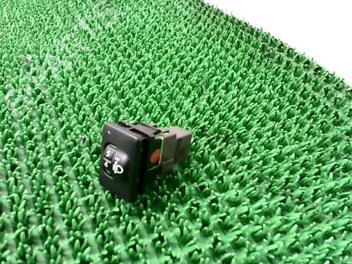 Used Headlight switch Headlight switch TOYOTA YARIS (_P9_) 1.4 D-4D (NLP90_, NLP90R) (90 hp) 30500089 30500089