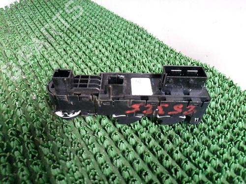 Left front window switch PEUGEOT 5008 II (MC_, MJ_, MR_, M4_) 1.5 BlueHDi 130 (MCYHZJ, MCYHZR, MCYHZX) | BP36170350I27 - Image 4