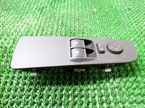 Used Left front window switch Left front window switch FIAT PUNTO EVO (199_) 1.2 (65 hp) 33969646 33969646