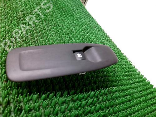 Used Right front window switch Right front window switch PEUGEOT 2008 I (CU_) 1.6 HDi (92 hp) 32515384 32515384