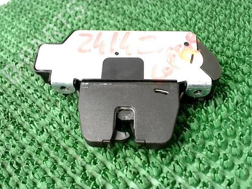 Used Tailgate lock PEUGEOT 3008 I MPV (0U_) 1.6 HDi (109 hp) 22090578