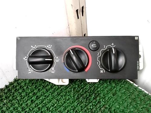 Used Climate control NISSAN INTERSTAR Van (X70) dCi 100 (101 hp) 24031459