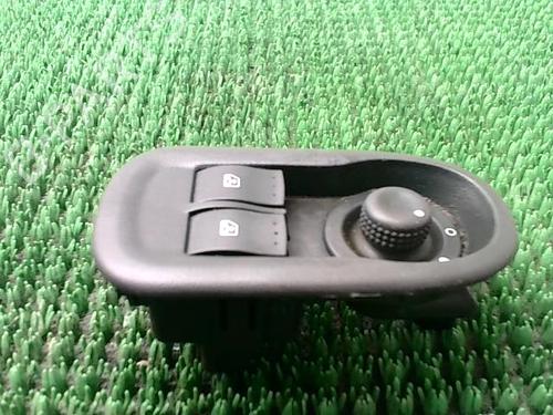 Pulsantiera anteriore sinistra RENAULT MASTER III Van (FV) 2.3 dCi 145 FWD (FV0E, FV0F, FV0H, FV02, FV0M, FV0S,... (146 hp) 29958642