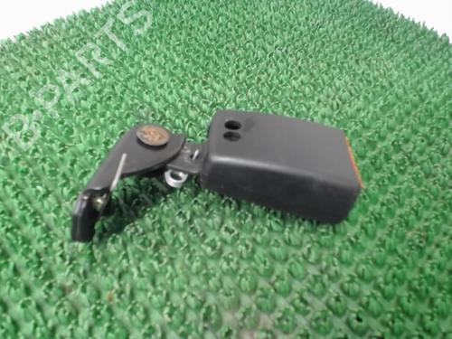 Used Seat buckle FORD FIESTA VI (CB1, CCN) 1.4 TDCi (68 hp) 22084230
