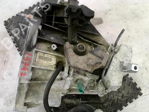 Used Gearbox RENAULT MEGANE III Hatchback (BZ0/1_, B3_) 1.5 dCi (106 hp) 22089088