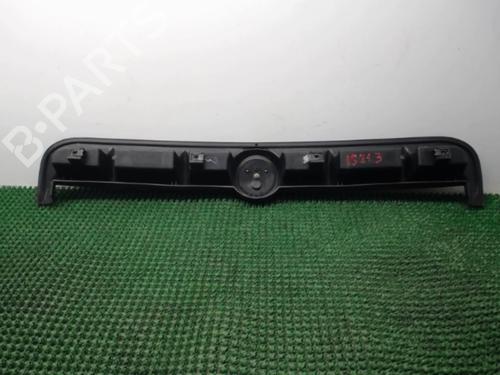 Used Grille Grille 22077826 22077826