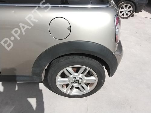 Venstre bagtil skærm liste Venstre bagtil skærm liste MINI MINI (R56) One D (90 hp) 34176563 34176563