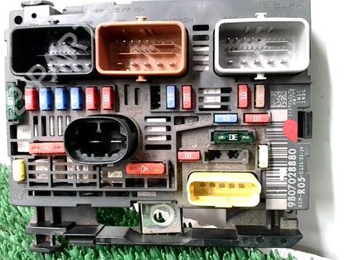 Used Fuse box CITROËN BERLINGO MULTISPACE (B9) 1.6 HDi 90 (92 hp) 22091477