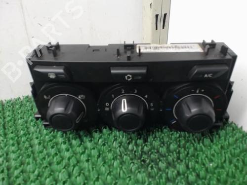Used Climate control CITROËN C3 II (SC_) 1.2 VTi 82 (82 hp) 22088161