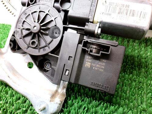 front-right-window-mechanism-renault-megane-iii-hatchback-bz01_-b3_-2008-34163615 main image