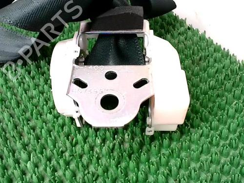 Gurtstraffer Mitte TOYOTA YARIS (_P9_) 1.4 D-4D (NLP90_, NLP90R) | BP30628914C91