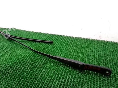 Used Front windshield wiper arm VW TRANSPORTER T6 / CARAVELLE T6 Bus (SGB, SGJ, SHB, SHJ) 2.0 TDI (150 hp) 21565098
