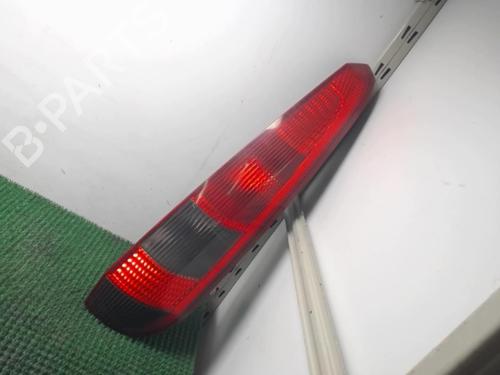 Used Right taillight FORD FIESTA V (JH_, JD_) 1.4 16V (80 hp) 22086591