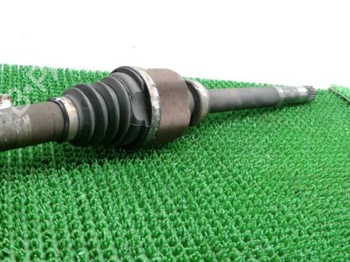 Used Right front driveshaft Right front driveshaft PEUGEOT 208 I (CA_, CC_) 1.6 HDi (92 hp) 22083956 22083956