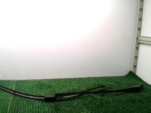 Used Front windshield wiper arm PEUGEOT 3008 I MPV (0U_) 1.6 HDi (112 hp) 22090025