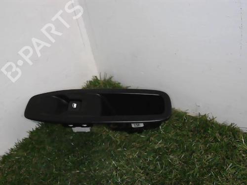 Used Right front window switch PEUGEOT 208 I (CA_, CC_) 1.6 HDi (92 hp) 32515363