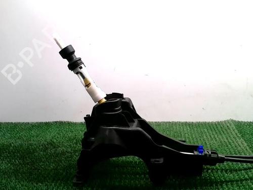 Used Gear lever Gear lever RENAULT CLIO V (B7_) 1.5 Blue dCi 100 (B7AD) (101 hp) 29900873 29900873