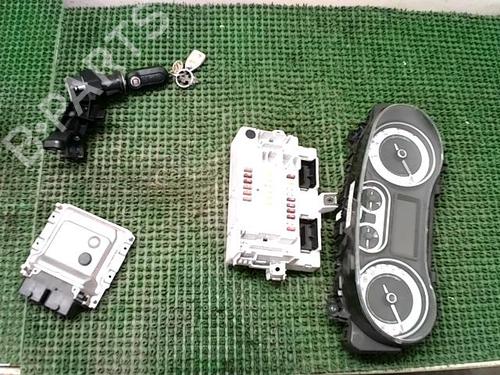 Elektronisk modul FIAT 500L (351_, 352_) 1.4 (199LYB1B) (95 hp) 27802968