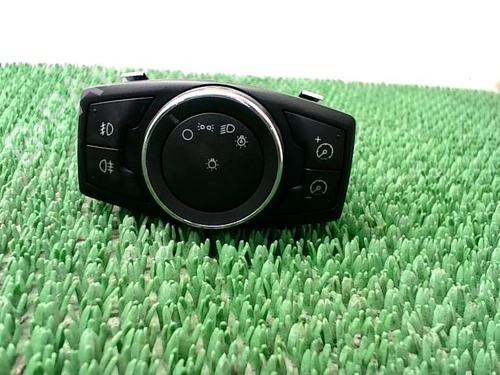 Used Headlight switch FORD FOCUS III 1.6 TDCi (115 hp) 29006978