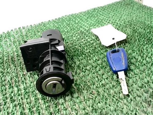 Used Ignition barrel FIAT PUNTO (188_) 1.2 60 (188.030, .050, .130, .150, .230, .250) (60 hp) 22092314