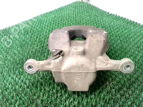 Used Left front brake caliper Left front brake caliper MINI MINI COUNTRYMAN (R60) Cooper D ALL4 (112 hp) 29884401 29884401