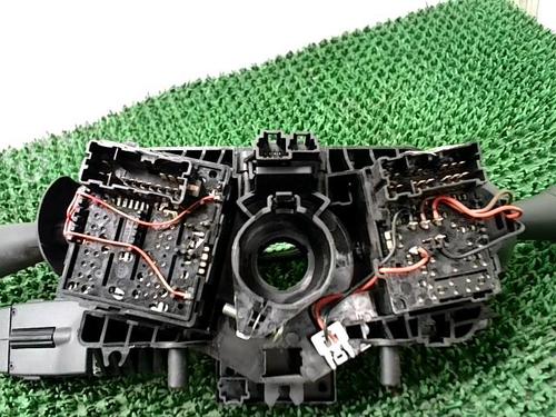 Steering column stalk DACIA SANDERO II 1.5 dCi 75 / Blue dCi 75 (B8JW, B8M4, B8AH, B8M7, B8M6) | BP22388190I23 