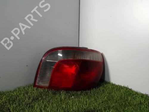 Używane Lampa tylna prawa TOYOTA YARIS (_P1_) 1.0 (SCP10_, SCP10R) (68 hp) 21853968