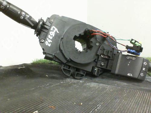 Used Steering column stalk RENAULT MEGANE II Saloon (LM0/1_) 1.9 dCi (LM0G, LM1G, LM2C) (120 hp) 28190739