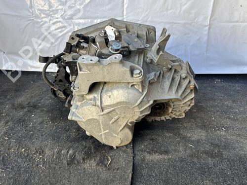 gearbox-opel-zafira-tourer-c-p12-2011-29255614 main image