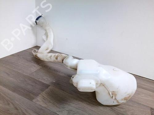 Used Windscreen washer tank Windscreen washer tank PEUGEOT 208 I (CA_, CC_) 1.5 BlueHDI 100 (102 hp) 31859902 31859902