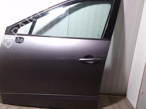 Used Left front door RENAULT SCÉNIC III (JZ0/1_) 1.5 dCi (110 hp) 32037776