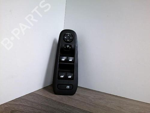Used Left front window switch PEUGEOT 308 SW II (LC_, LJ_, LR_, LX_, L4_) 2.0 BlueHDi 150 (150 hp) 30810660