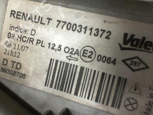 Right headlight RENAULT TRAFIC II Van (FL) 1.9 dCi 100 (FL0C) | BP24439151C29 