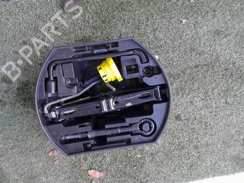 Jack Kit CITROËN DS3 (SA_) 1.6 HDi 110 | BP21856893C119 