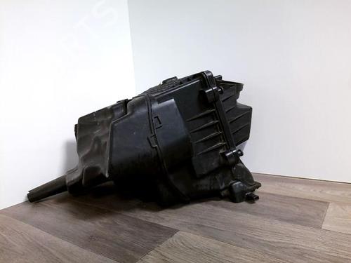 Air filter box PEUGEOT 308 SW II (LC_, LJ_, LR_, LX_, L4_) 2.0 BlueHDi 150 | BP30712764M87