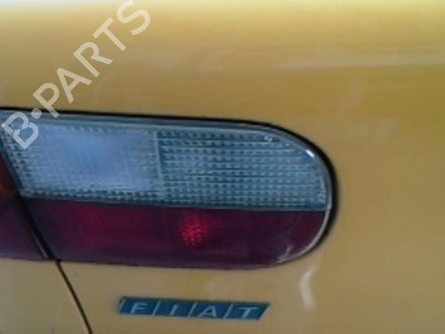 Used Left tailgate light Left tailgate light FIAT PUNTO Convertible (176_) 60 1.2 (58 hp) 20878895 20878895