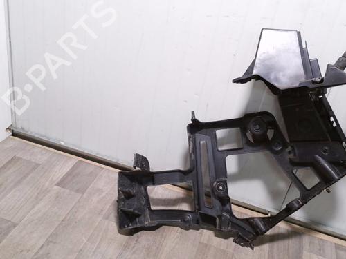 rear-bumper-bracket-peugeot-508-sw-i-8e_-2010-2011-2012-2013-2014-2015-2016-2017-2018-30774740 main image