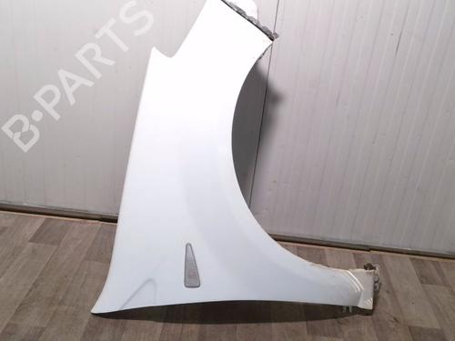 Used Right front fenders DACIA SANDERO 1.2 16V (75 hp) 31050735