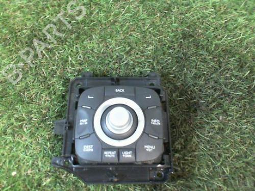 Used Switch RENAULT MEGANE III Hatchback (BZ0/1_, B3_) 1.5 dCi (BZ09, BZ0D, BZ1W, BZ29, BZ14) (110 hp) 27304515