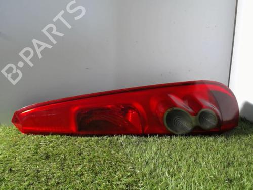 Used Right taillight FORD FIESTA V (JH_, JD_) 1.4 TDCi (68 hp) 21853581
