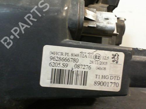 Right headlight PEUGEOT 206 Hatchback (2A/C) 2.0 HDI 90 | BP21856667C29 