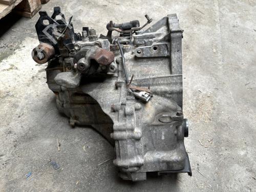 Used Gearbox Gearbox TOYOTA YARIS (_P9_) 1.4 D-4D (NLP90_, NLP90R) (90 hp) 21857525 21857525