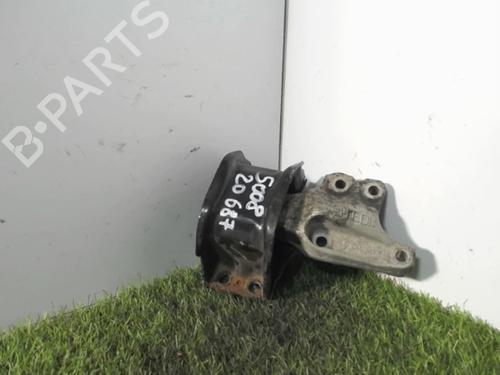 Used Engine mount PEUGEOT 5008 (0U_, 0E_) 2.0 HDi 150 / BlueHDi 150 (150 hp) 21388396